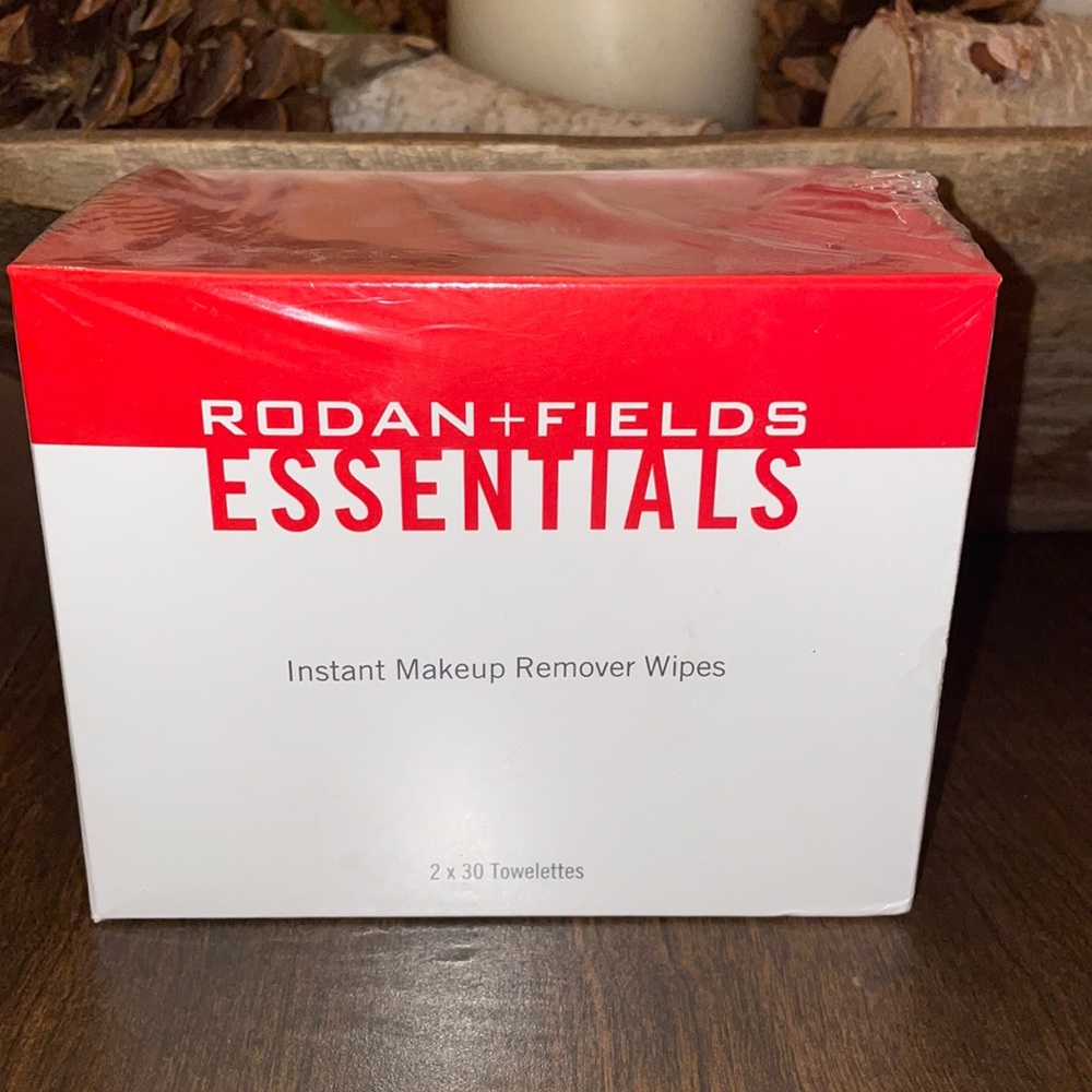 Rodan & Fields Instant Makeup Remover Wipes